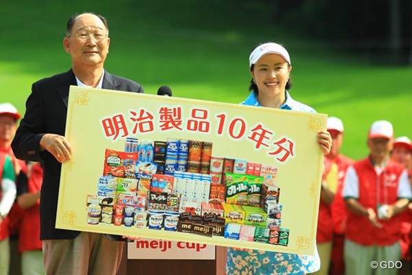 2013年 meijiカップ 最終日 ナ・ダエ 副賞は明治製品10年分って・・・食べるの大変だぁ