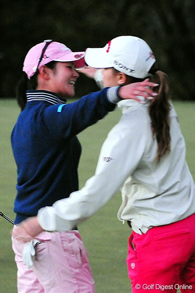 藍、桃子