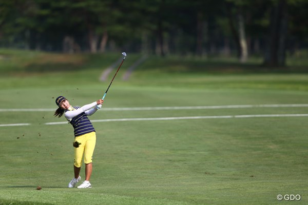 2013年 NEC軽井沢72ゴルフトーナメント 初日 イ・ジミン 韓国選手の1人です。トップと1打差5アンダー2位タイ