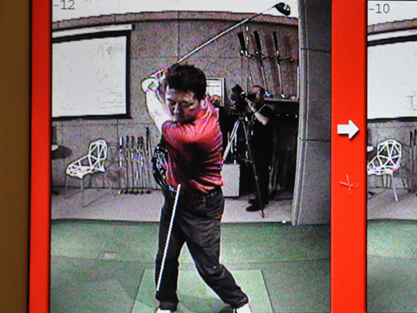 加賀谷さんスイング正面 受講前（2） 