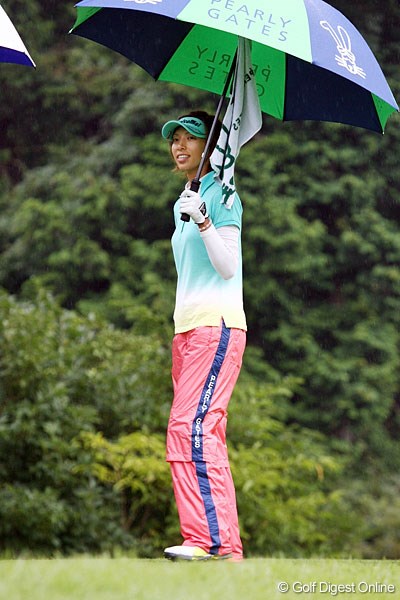 佐藤靖子