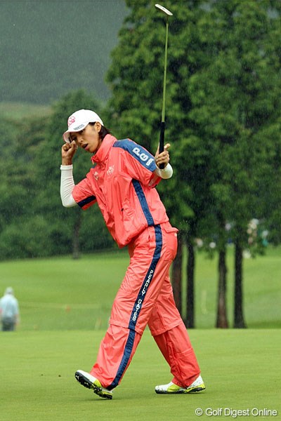 佐藤靖子