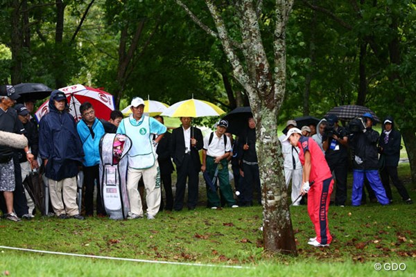 2013年 日本女子プロゴルフ選手権大会コニカミノルタ杯 最終日 イボミ 今年重点的に取り組んできたアプローチが、イボミの最大のピンチを救った