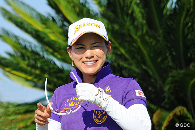 横峯さくらと菊地絵理香が首位に並ぶ！ 森田理香子が浮上