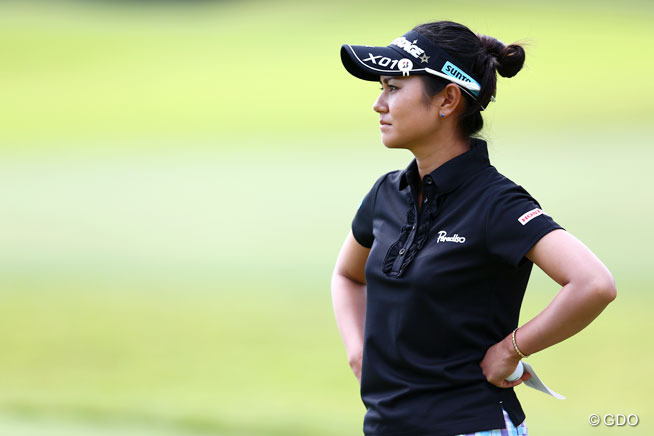 藍は6位に後退 首位はイ・ナリら2選手