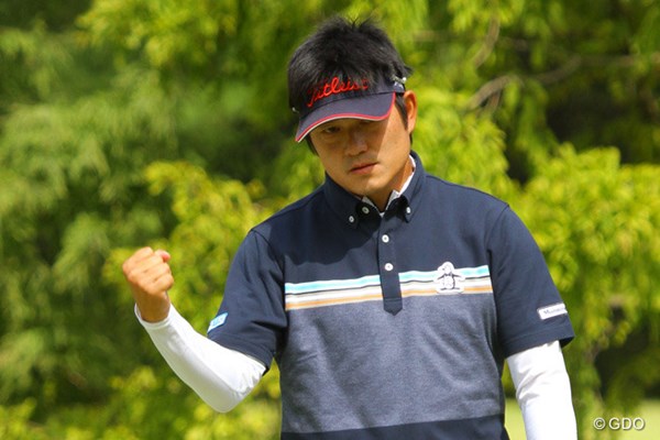 2013年 アジアパシフィックゴルフチャンピオンシップ パナソニックオープン 最終日 貞方章男 前半は同じ最終組のS.J.パクとマッチレースの様相も漂わせたが…