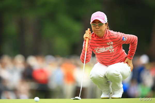 2013年 日本女子オープンゴルフ選手権競技 2日目 宮里美香 昨日は不調だったパッティングの調子が戻って来たようです。今日は自信を持って打ってましたね。