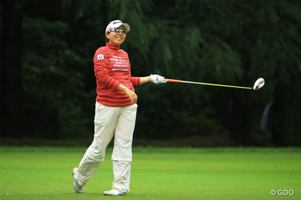 2013年 日本女子オープンゴルフ選手権競技 3日目 宮里美香 ミスショットで苦笑い。今日はちょっとティショットの安定を欠いていたような・・・。