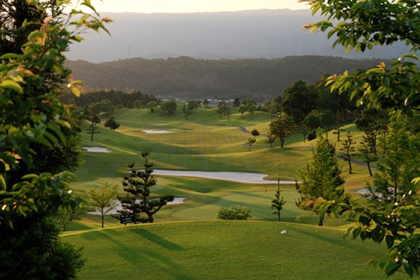 2015年「日本シニアオープンゴルフ選手権」は初のリゾートコース開催 2015年の舞台となるココパリゾートクラブ 白山ヴィレッジGC。画像は14番