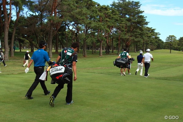 2013年 日本オープンゴルフ選手権競技 初日 武藤俊憲 小平智 宮里優作 飛ばし屋だけのペアリング。