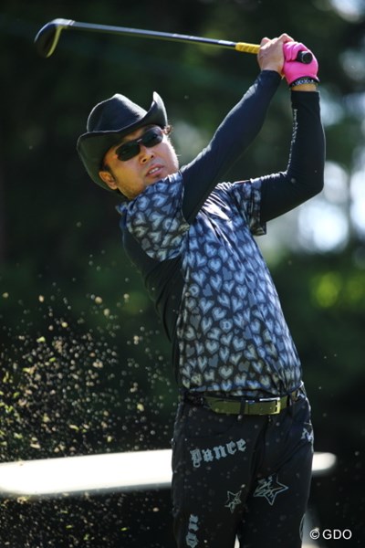 2013年 日本オープンゴルフ選手権競技 2日目 片山晋呉 序盤5ホールで3バーディを奪っていた片山だったが…中盤にまさかの失速で3位に後退した