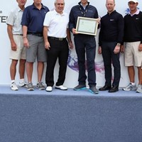 欧州のキャディ協会は最上級のホスピタリティを整えるトーナメントを主催するBMWを表彰した。 2013年 BMWマスターズ キャディ表彰