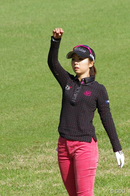 2013年 平尾昌晃チャリティゴルフコンペ 菊地絵里香