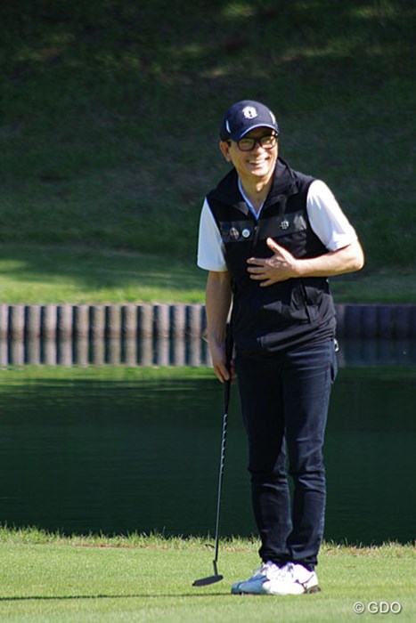 杉下警部、今日は非番でゴルフをプレー中 2013年 平尾昌晃チャリティゴルフコンペ 水谷豊