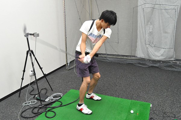 golftec テークバックで腰はむしろ左に！！ 1-1