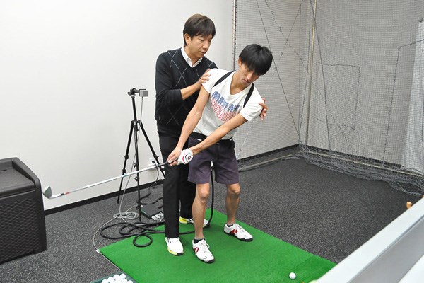 golftec テークバックで腰はむしろ左に！！ 3-2