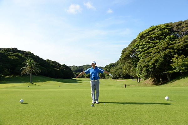 左右のティマーク寄りにティアップする効果