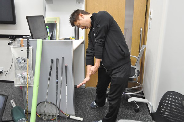 golftec ターフの取れるインパクトを作る！ 4-1