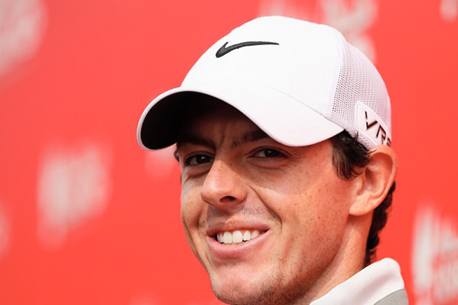 アブダビでの活動再開を楽しむマキロイ