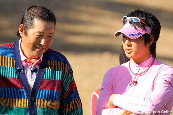 画像詳細 ジャンボ尾崎＆石川遼 ジャンボ尾崎ご機嫌！石川遼に