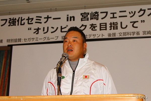 2014年 JGTO宮崎合宿 小田孔明 選手会の代表として合宿に挨拶に訪れた小田だが、もちろん自身も五輪出場を狙う