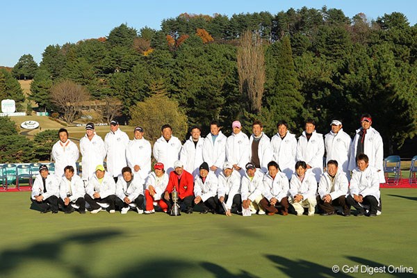 ゴルフ日本シリーズJTカップ出場選手 ゴルフ日本シリーズJTカップ出場選手の集合写真