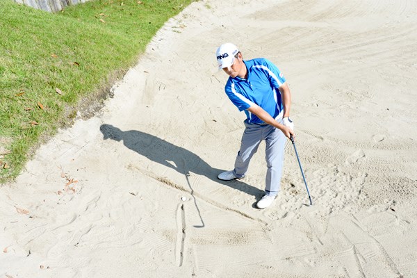 軌道はカットに