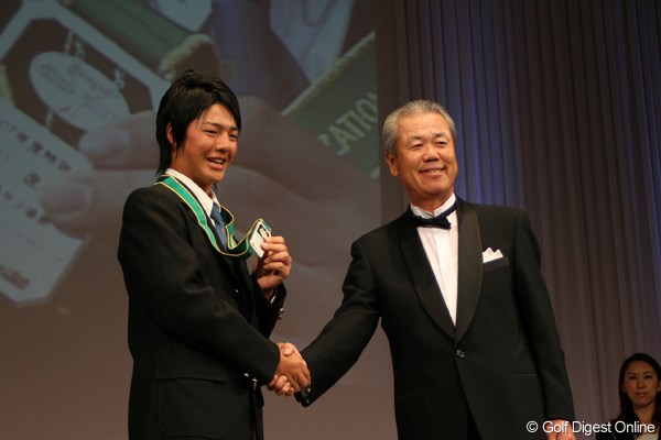 JGTO前会長の島田幸作氏が死去。享年64歳という若さだった（画像は2007年度ジャパンツアー表彰式）