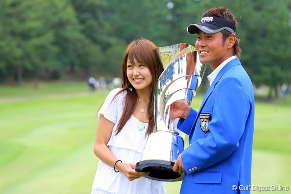 谷原秀人＆絢香夫人