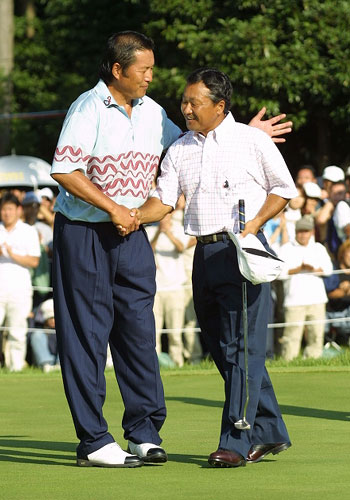 画像詳細 2003年 アコムインターナショナル 優勝 倉本昌弘 PGA“出直し会長選”で倉本昌弘を新会長に選出｜GDO ゴルフダイジェスト・オンライン