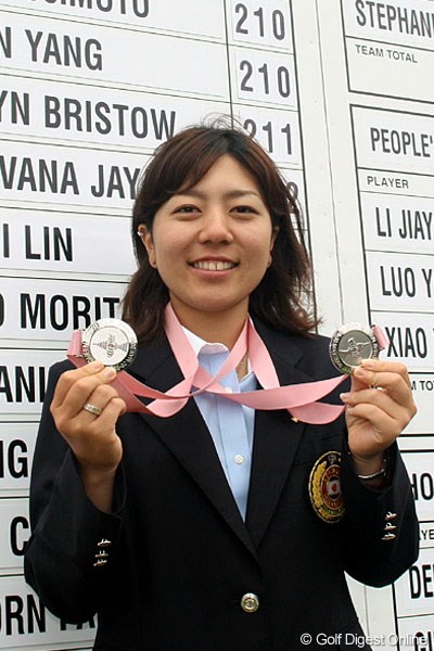 宮里美香 今大会では、個人・団体ともに銀メダル。アマチュアで輝かしい戦績を残している宮里美香