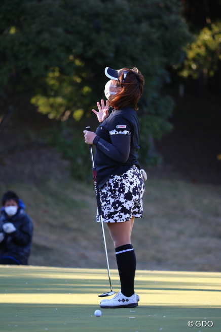 我慢を続けた吉田弓美子 72ホール目の2mパットミスで惜敗