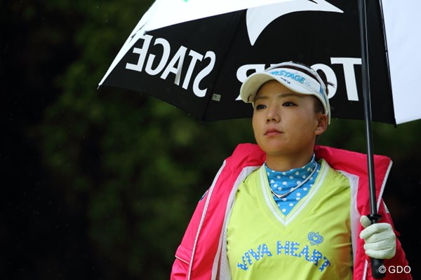 2014年 KKT杯バンテリンレディスオープン 最終日 有村智恵 久しぶりの日本の試合なのに雨とは…。