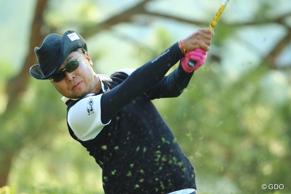 2014年 つるやオープンゴルフトーナメント 初日 片山晋呉 永久シードの実力者・片山晋呉が首位発進を決めた