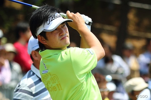 2014年 つるやオープンゴルフトーナメント 2日目 貞方章男 2日目は6バーディを決めて首位に1打差の3位タイにつけた貞方章男