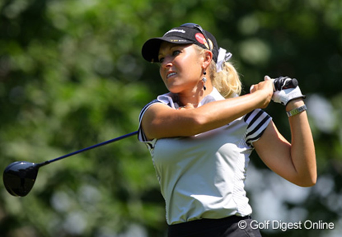 日本の文化が好き ナタリー ガルビスは緑茶を飲んで優勝狙う 国内女子ツアー Lpga Gdo ゴルフダイジェスト オンライン