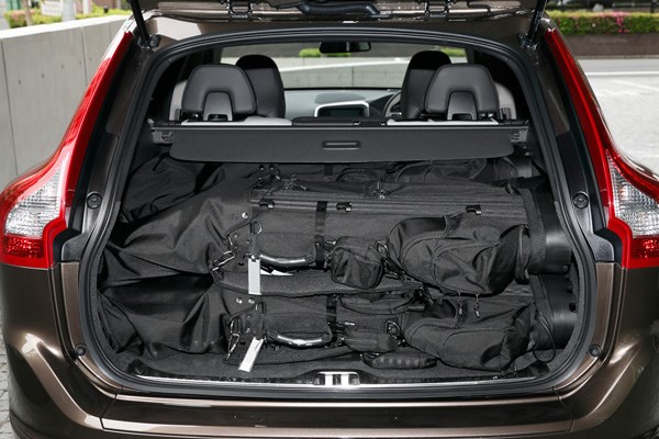 4ページ目 Bmw Vw ボルボ 他 キャディバッグ 入るか入らないか 真横か斜めか それが問題だ 第2弾 ゴルフダイジェスト オンライン 4ページ目 Bmw Vw ボルボ 他 キャディバッグ 入るか入らないか 真横か斜めか それが問題だ 第2弾 ゴルフダイジェスト オンライン