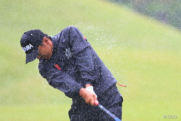 2014年 日本プロゴルフ選手権大会 日清カップヌードル杯 初日 岩田寛 この雨では滅入るよね