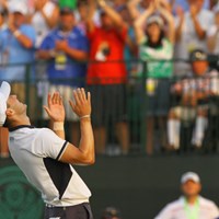 メジャー通算2勝目を飾った瞬間、空を見上げたカイマー 2014年 全米オープン 最終日 マーティン・カイマー