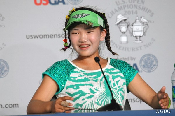 2014年 全米女子オープン 事前 ルーシー・リー 11歳のアマチュア、ルーシー・リー。開幕2日前はレクシー・トンプソンらと練習した
