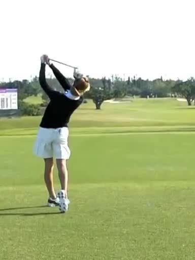 金田久美子のスイングをスーパースローで見る