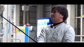 SIM2 MAX-D ドライバーを万振りマンが試打「事故が少ない安心1W」【クラブ試打 三者三様】