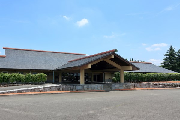 スプリングフィルズ ゴルフ クラブ 【PGM】（茨城県）