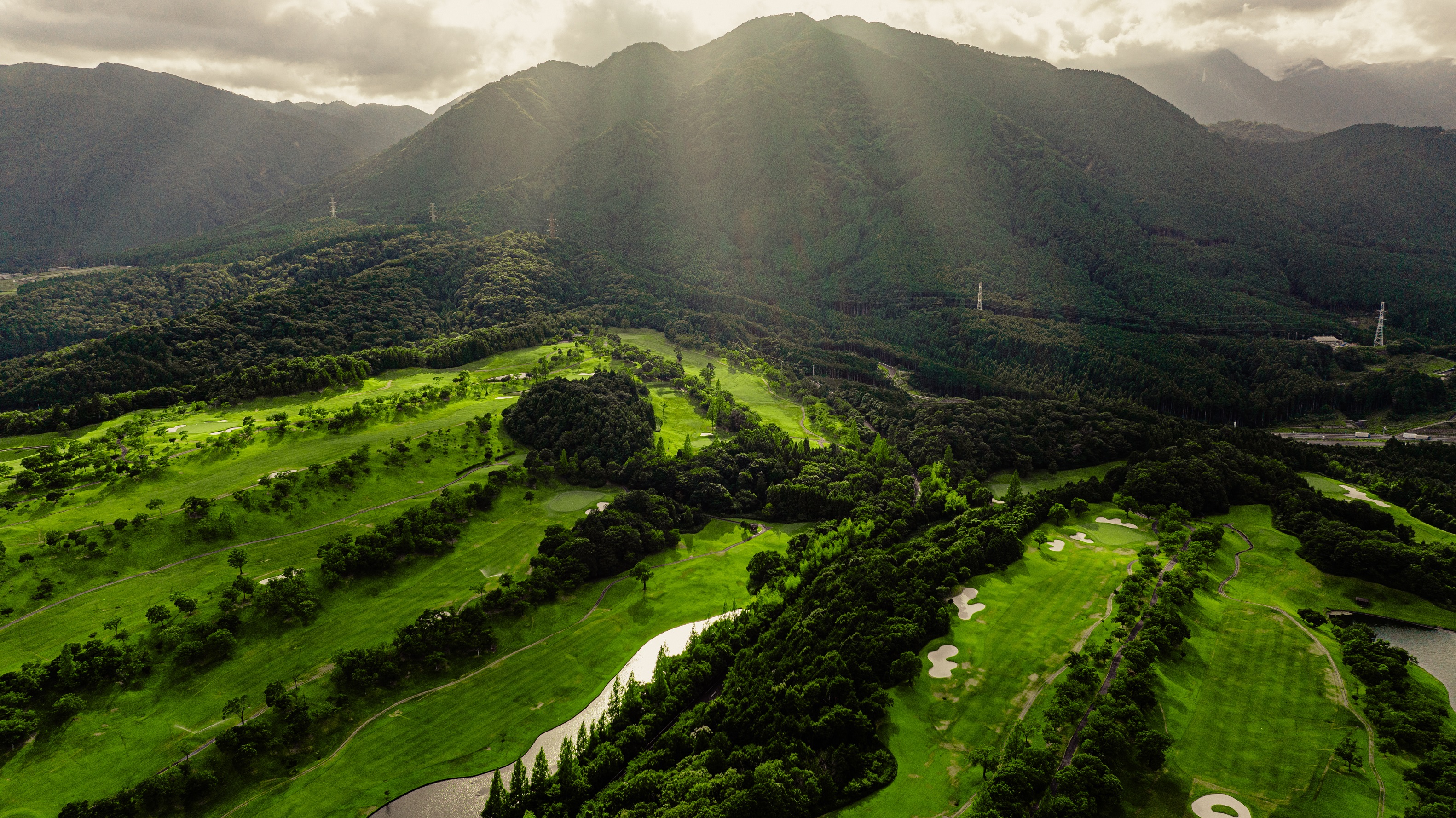 ゴルフ５カントリー四日市コース