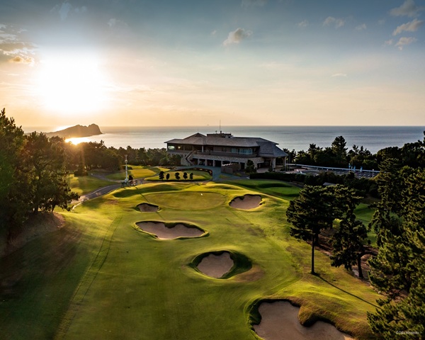 芥屋ゴルフ倶楽部を予約する｜GDOゴルフ場予約