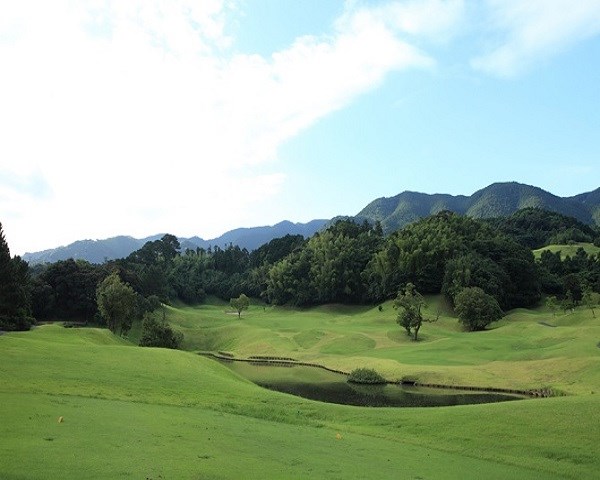 福岡雷山ゴルフ倶楽部 画像2